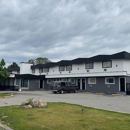Canadas Best Value Inn Kelowna Exterior photo