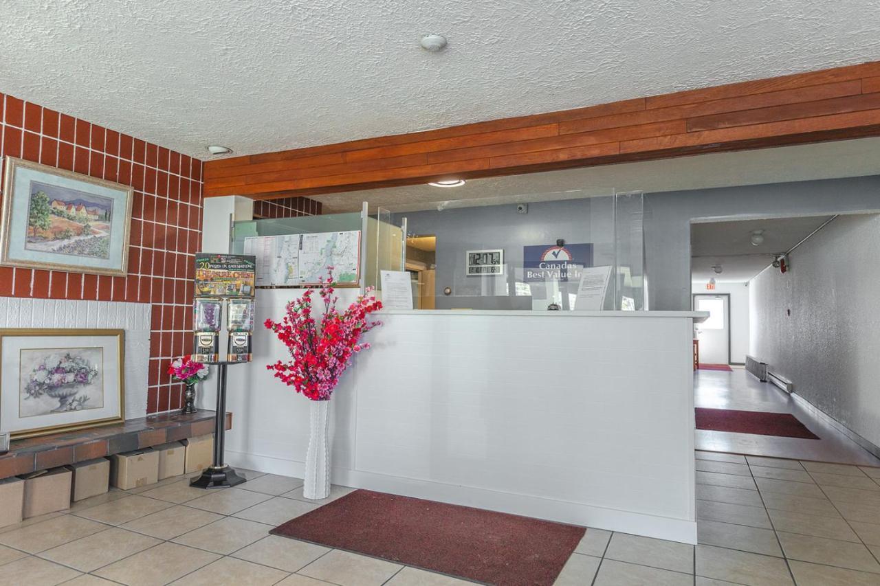 Canadas Best Value Inn Kelowna Exterior photo